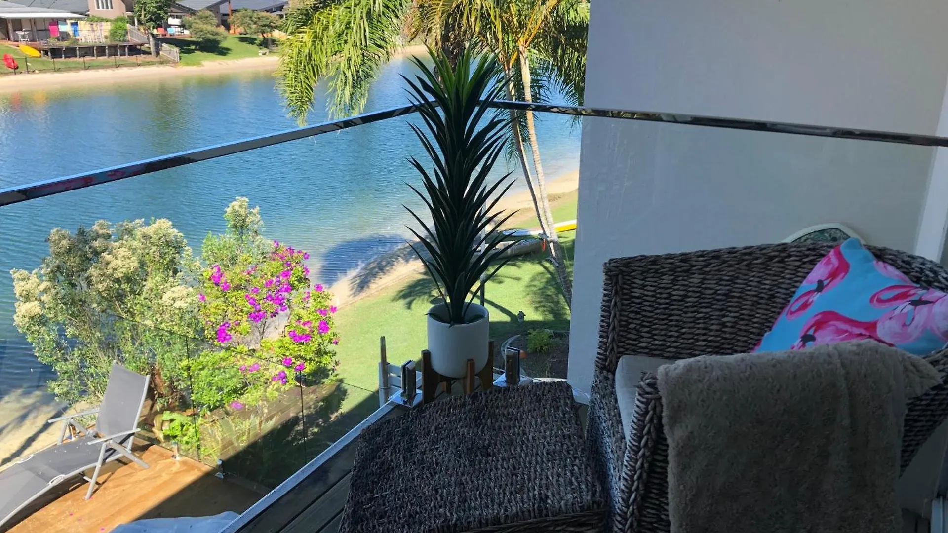 Holiday home Waterfront 3 Bedroom House In Family Friendly Resort Gold Coast