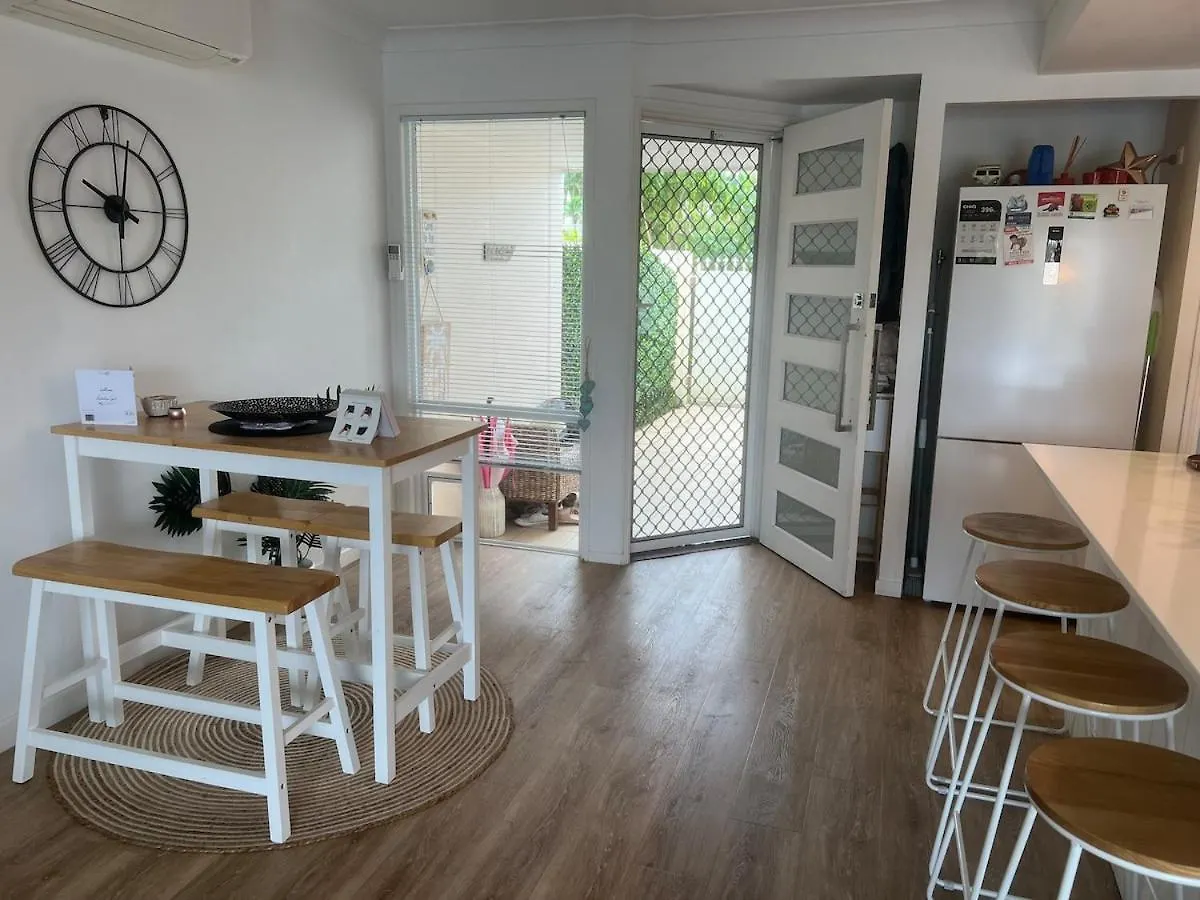 Holiday home Waterfront 3 Bedroom House In Family Friendly Resort Gold Coast Australia