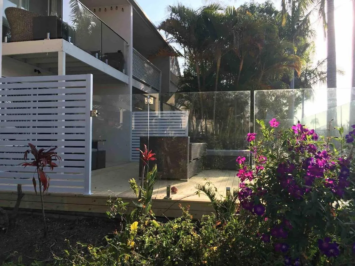 Waterfront 3 Bedroom House In Family Friendly Resort Gold Coast 0*,  Australia