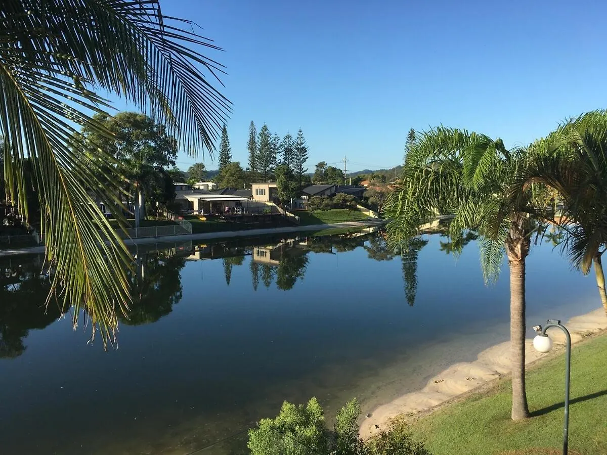 Holiday home Waterfront 3 Bedroom House In Family Friendly Resort Gold Coast Australia