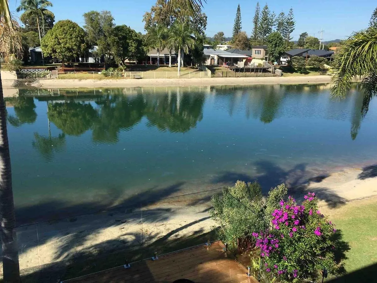 Holiday home Waterfront 3 Bedroom House In Family Friendly Resort Gold Coast