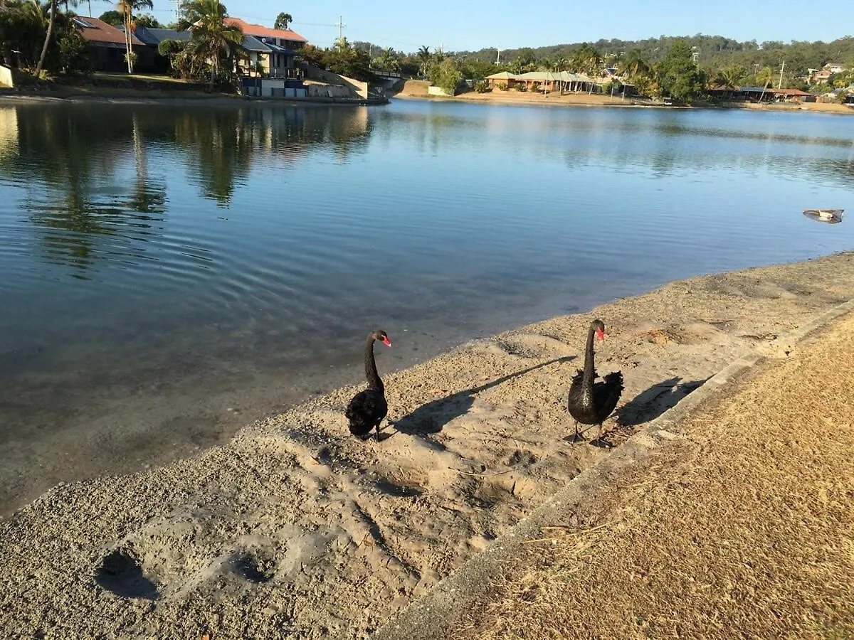 Waterfront 3 Bedroom House In Family Friendly Resort Gold Coast Holiday home