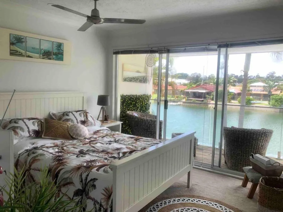 Holiday home Waterfront 3 Bedroom House In Family Friendly Resort Gold Coast Australia