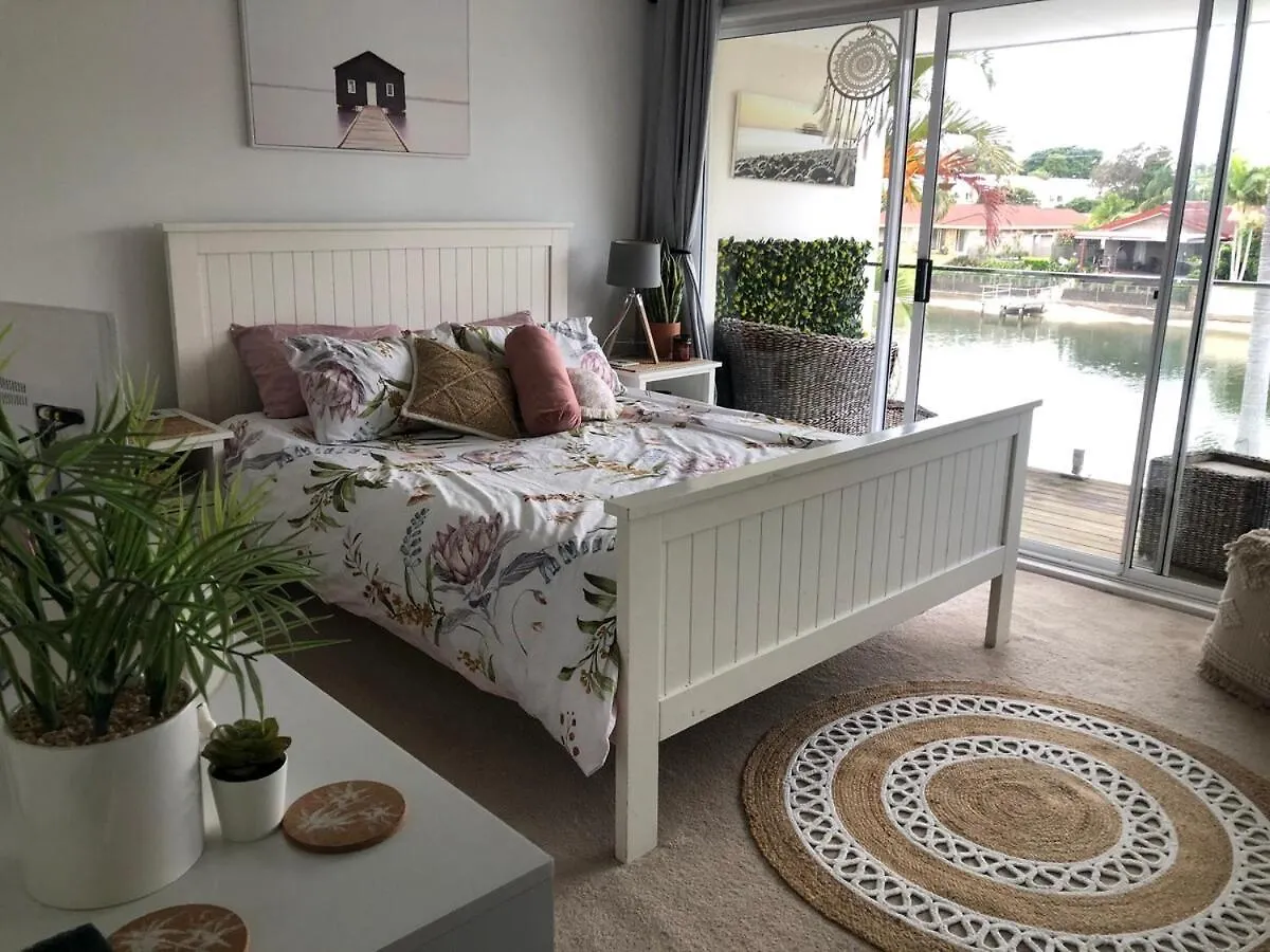 Waterfront 3 Bedroom House In Family Friendly Resort Gold Coast Australia